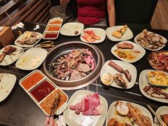 -梨花自助烤肉(西三旗万象汇黑金店)