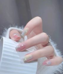 -悦指间美甲美睫