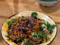 -拈签一笑黄牛肉辣卤串串