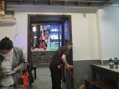 -长人馄饨铺(解放街店)