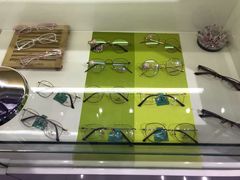 店内环境-提一眼镜·蔡司·依视路(小寨店)