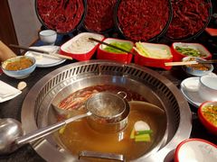 -醉董牛川派鲜肉自选火锅(烟台店)