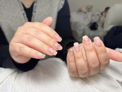-槿里日式美甲工作室