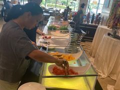 自助取餐区-名轩·中餐厅(南京玄武湖假日酒店)