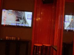 -萧邦音乐会所KTV(向西店)