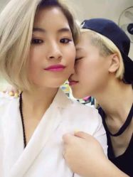 -Godhands美发设计沙龙