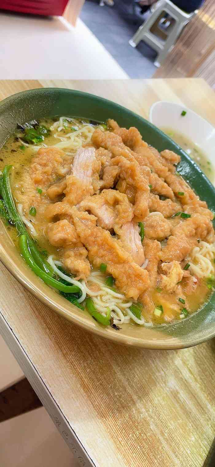 永昌滑肉面家-"这家店我是跟着点评找到的,也算是一间老店.