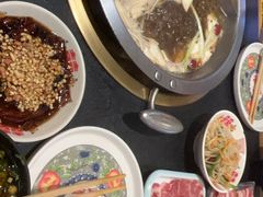 -沸炉重庆老火锅(军事博物馆店)