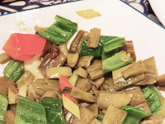 酸芋合炒烧肉-米庄·原味私房菜(骏壹万邦店)