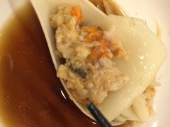 蟹黄汤包-龙咆汤包·手工现包小笼(拱北口岸店)