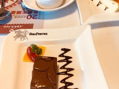 -爱丽丝牛排西餐厅(光谷步行街店)