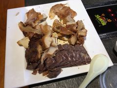 -马路边上·小海鲜烧烤(八一路店)