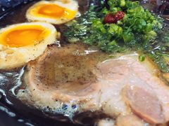 黑蒜油豚骨拉面-八盛屋·沾面(集美万达店)