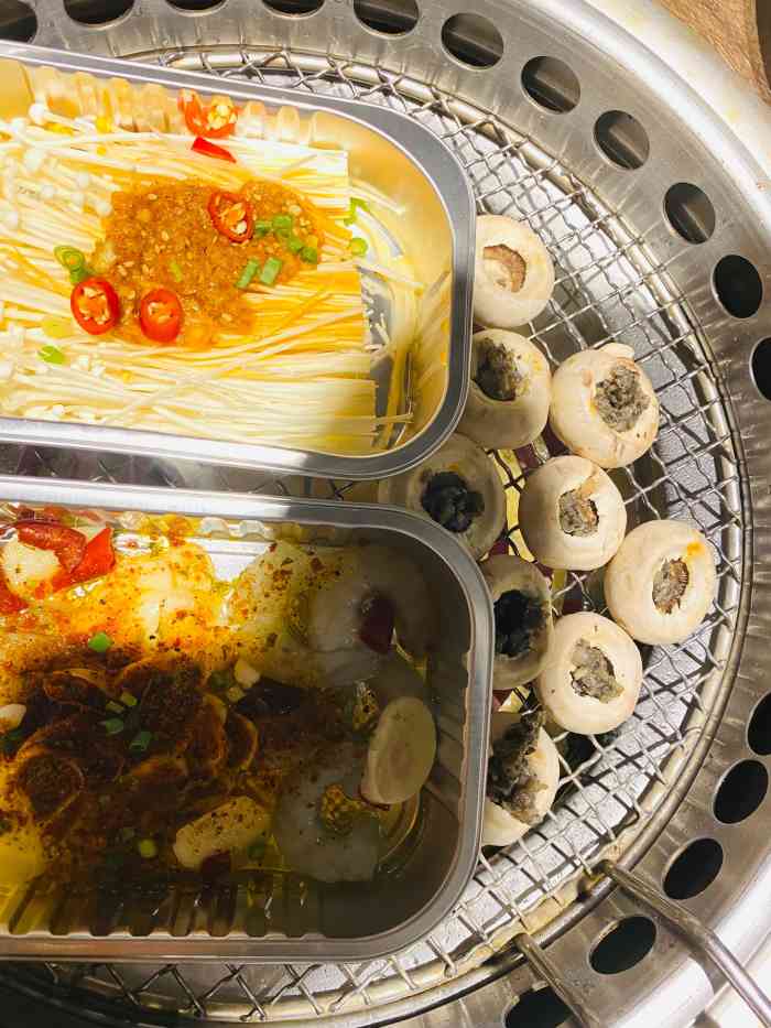 火炉火自助餐(顺义华联店"位于北京市顺义区华联,那天去顺义想看看