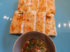 煎莲藕虾饼-半山腰·云南菜(侨福芳草地店)
