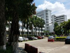 -广东轻工职业技术大学(新港校区)