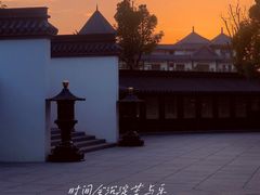 -龙华寺