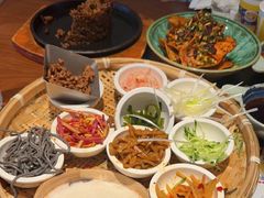 -包整·丝娃娃(一览甲秀楼风景店)