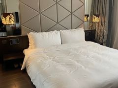 -桔子酒店(上海西藏北路地铁站店)