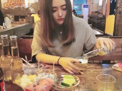 -Helens海伦司小酒馆(红旗南路店)