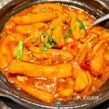 被广东人包围，烧鹅界“黑马”，一口封神！