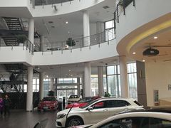 -奔驰北京极光星徽(四元桥店)