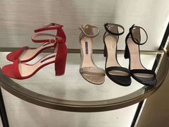 -STUART WEITZMAN(静安嘉里中心店)