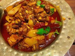 沙湾大盘鸡-天山集市(和家乐广场店)