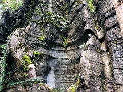 -梭布垭石林景区