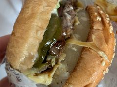 -The Habit Burger Grill 哈比特汉堡(爱琴海店)