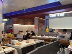 -肥肥虾庄·金牌油焖大虾(汉街SKP店)
