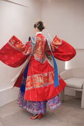 -洋洋婚纱品牌集合店