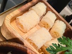 -左庭右院鲜牛肉火锅(金山万达店)