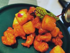 鲜果菠萝里脊-蜜桃花开·中西融合菜E&W(南长街店)