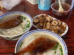 -香辉食馆(新兴路店)