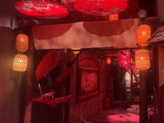 -暴风岛沉浸式体验馆(百联世纪店)