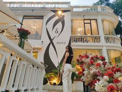 -Mark&Mars Restaurant