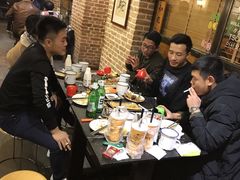 -六福酒馆(秦隆步行街店)