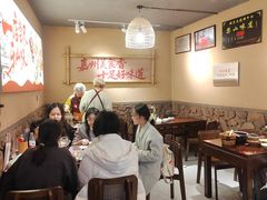 -谢老五跷脚牛肉·非遗传承店