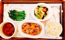 -莉泽月子中心(鹅潭汇店)