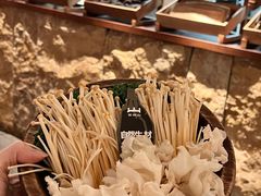 -三出山火锅(南京万象天地店)