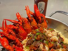 -龙巢盱眙龙虾·牛蛙·烧烤宵夜(八卦岭店)