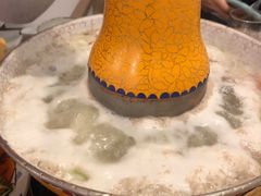 -毛辣果·贵州红酸汤牛肉火锅(西单店)