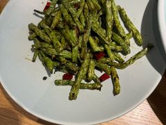 -蜜桃餐厅·伴山(绿宝广场店)