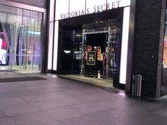 -Victoria's Secret(杭州湖滨银泰in77店)