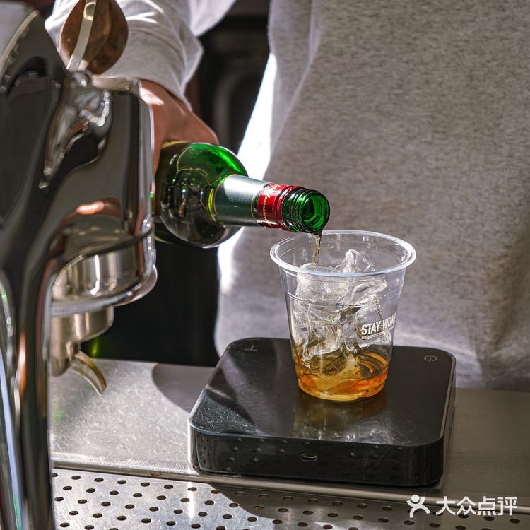 绿帽一戴就别端着 享受来自🇮🇪的狂欢