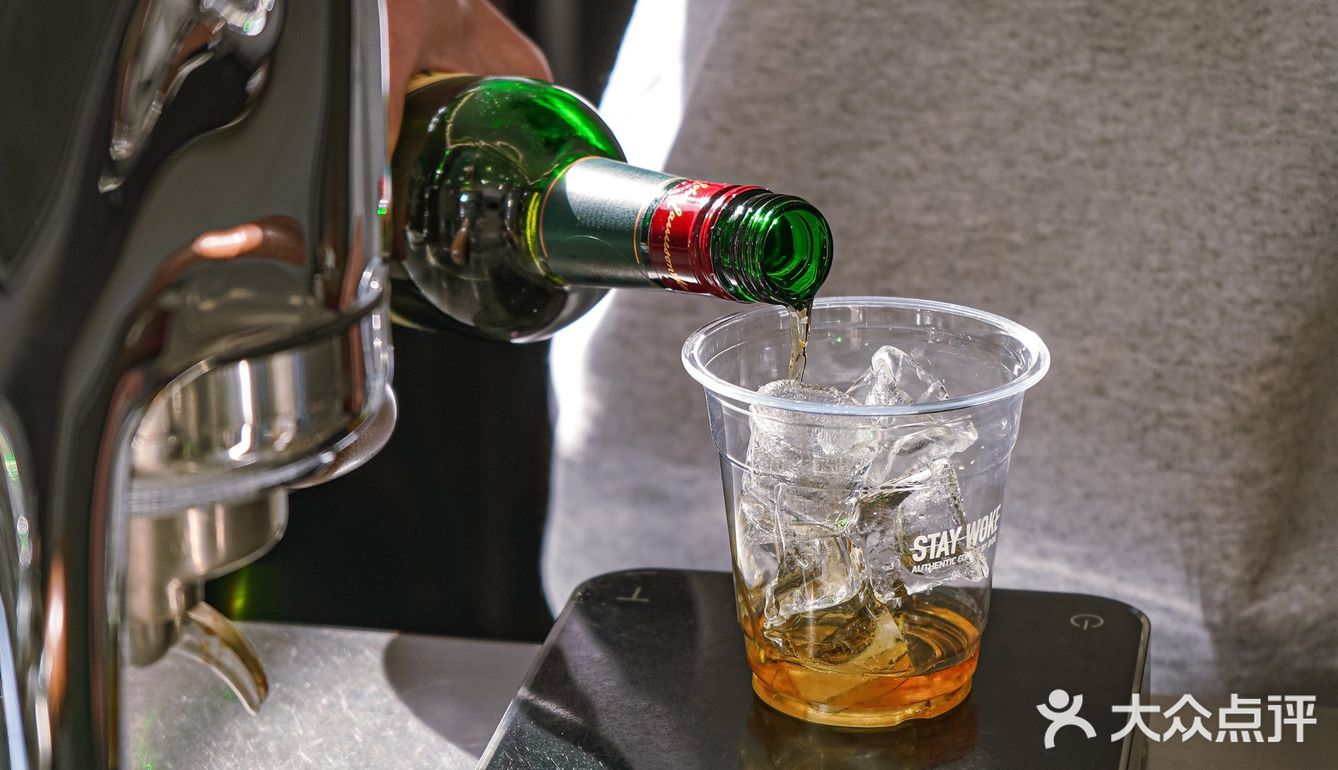 绿帽一戴就别端着 享受来自🇮🇪的狂欢