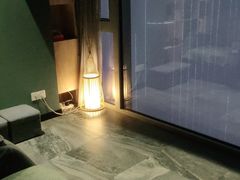 -得闲·高空SPA(东盟店)