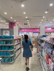 -孩子王(万达广场店)