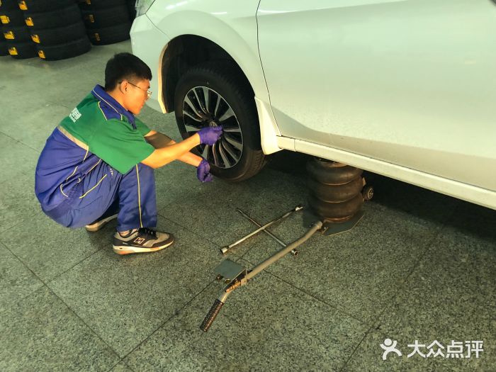 耐跑(万达广场店)图片